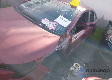 2025 Toyota Corolla Le z USA, uszkodzony, nr VIN 5YFB4MDE5SP291050